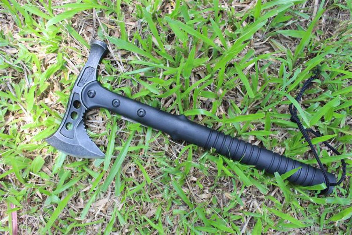 Ultimate DIY Hammer Axe, Camping, Fishing, Fir Axe, Trip Field Hand Tool FB03